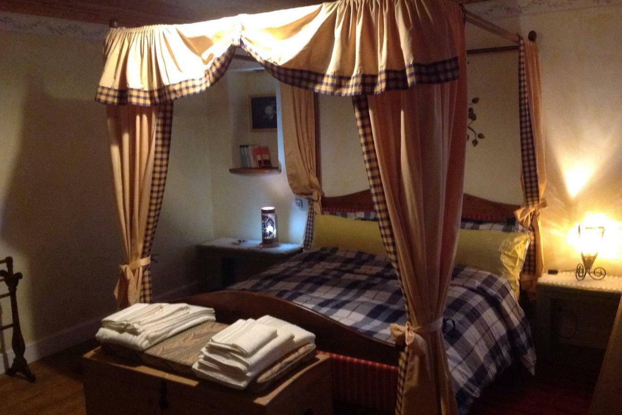 Bed and Breakfast East Wind Medea Exterior foto